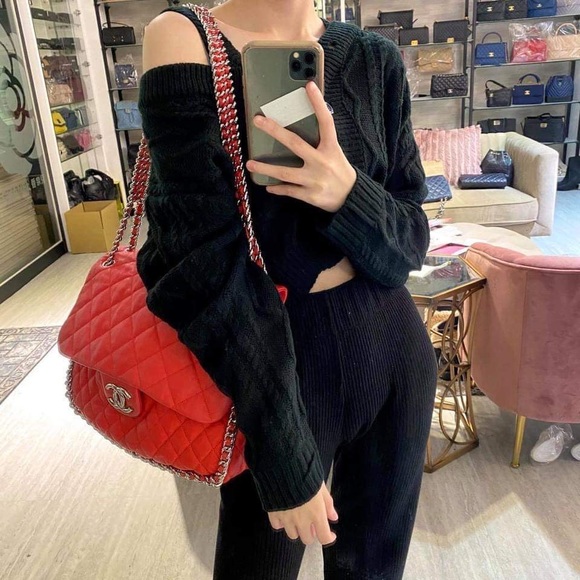 💓Sold💓Chanel tote with chain around - Picture 9 of 16